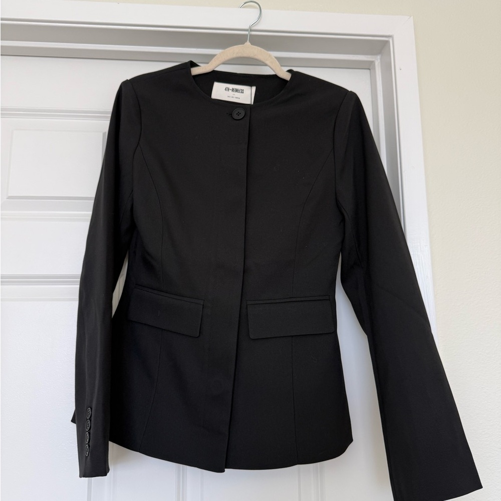 Mikey Blazer in Black